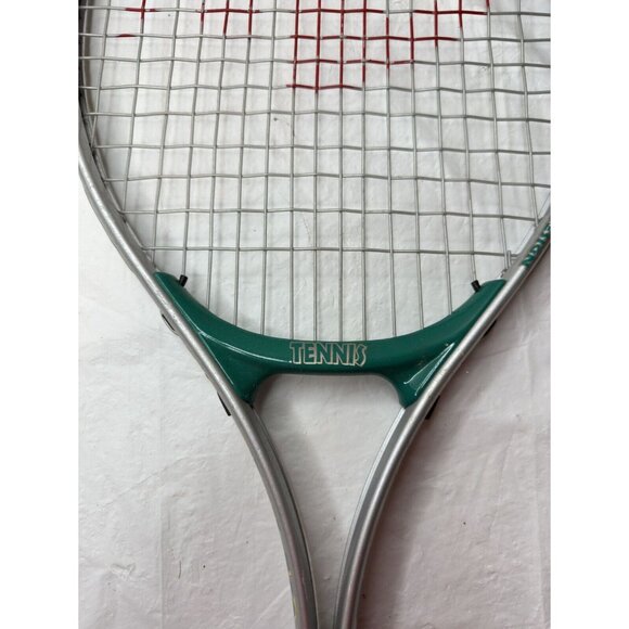 Junior 23 Aero Dynamic Tennis Racquet Green White Grip 3 5/8 Length 23" No Cover - Picture 2 of 9